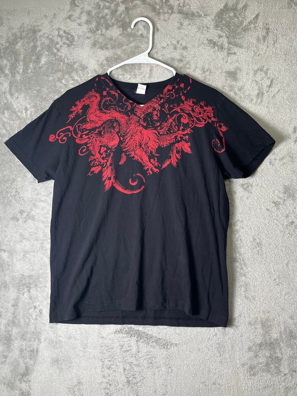Point Men’s Y2K Gothic Tattoo Graphic Black Red V Neck T Shirt Grunge Streetwear